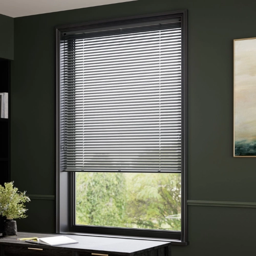 Venetian blinds Dubai windows