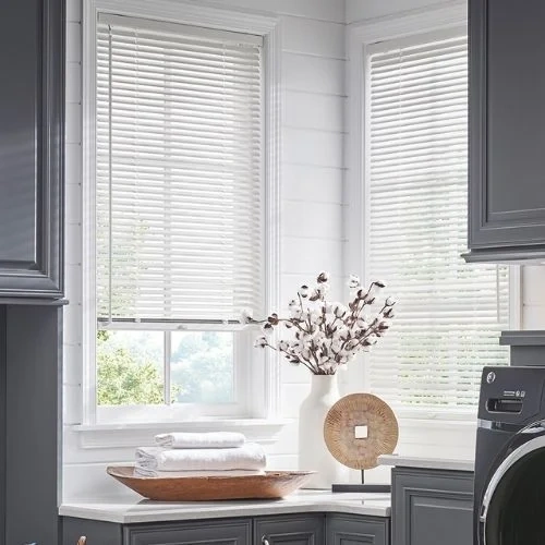 Compact mini aluminum blinds