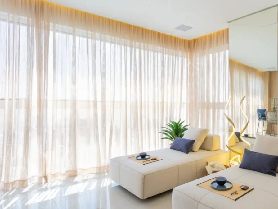 Home curtain fabric selection