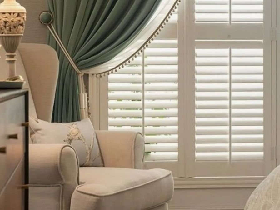 Curtain holder size customization