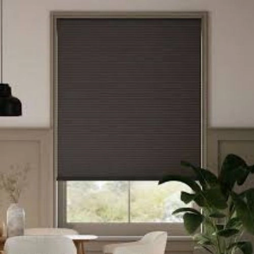 Double cell honeycomb blinds
