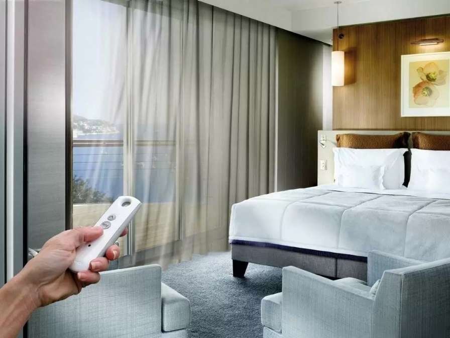 Smart curtain fabric selection